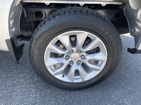 Used 2022 Chevrolet Silverado 1500 Custom RWD image 11