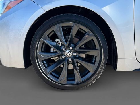 Used 2025 Toyota Corolla SE image 15