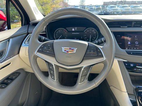 Used 2023 Cadillac XT5 Premium Luxury w/ LPO, Floor Liner Package image 10
