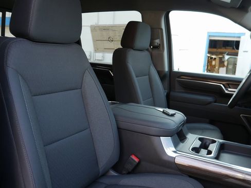 New 2026 Chevrolet Silverado 3500 LT image 21