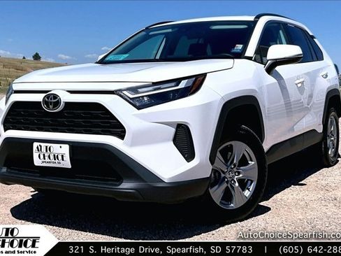 Used 2025 Toyota RAV4 LE AWD/4WD image 1