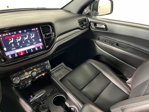 Used 2023 Dodge Durango GT image 35