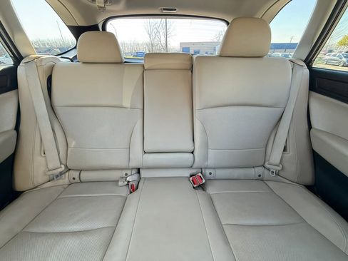 Used 2017 Subaru Outback 2.5i Limited image 41