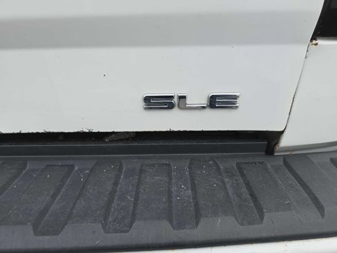 Used 2017 GMC Sierra 1500 SLE w/ Elevation Edition AWD/4WD image 9