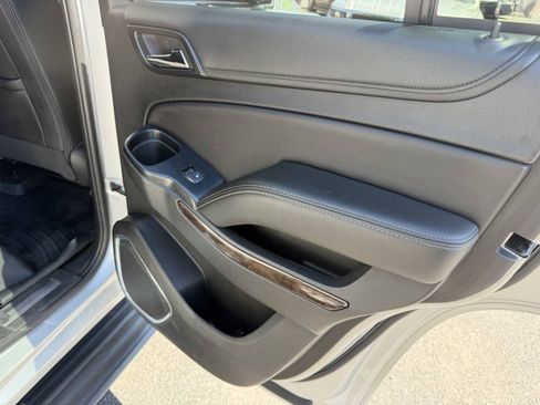 Used 2018 Chevrolet Tahoe LT AWD/4WD image 19