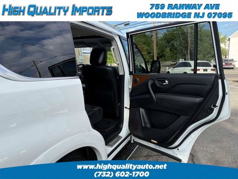 Used 2019 INFINITI QX80 Luxe w/ 22" Wheel Package AWD/4WD image 22