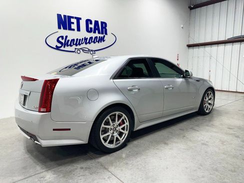 Used 2014 Cadillac CTS V image 9