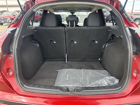 Used 2023 Nissan Kicks SR w/ Exterior Package FWD image 17