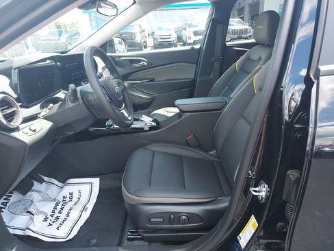 New 2026 Chevrolet Trax ACTIV w/ Driver Confidence Package FWD image 13