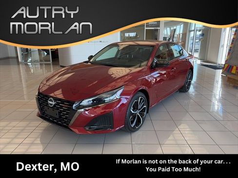 New 2025 Nissan Altima 2.5 SR w/ SR Premium Package image 1