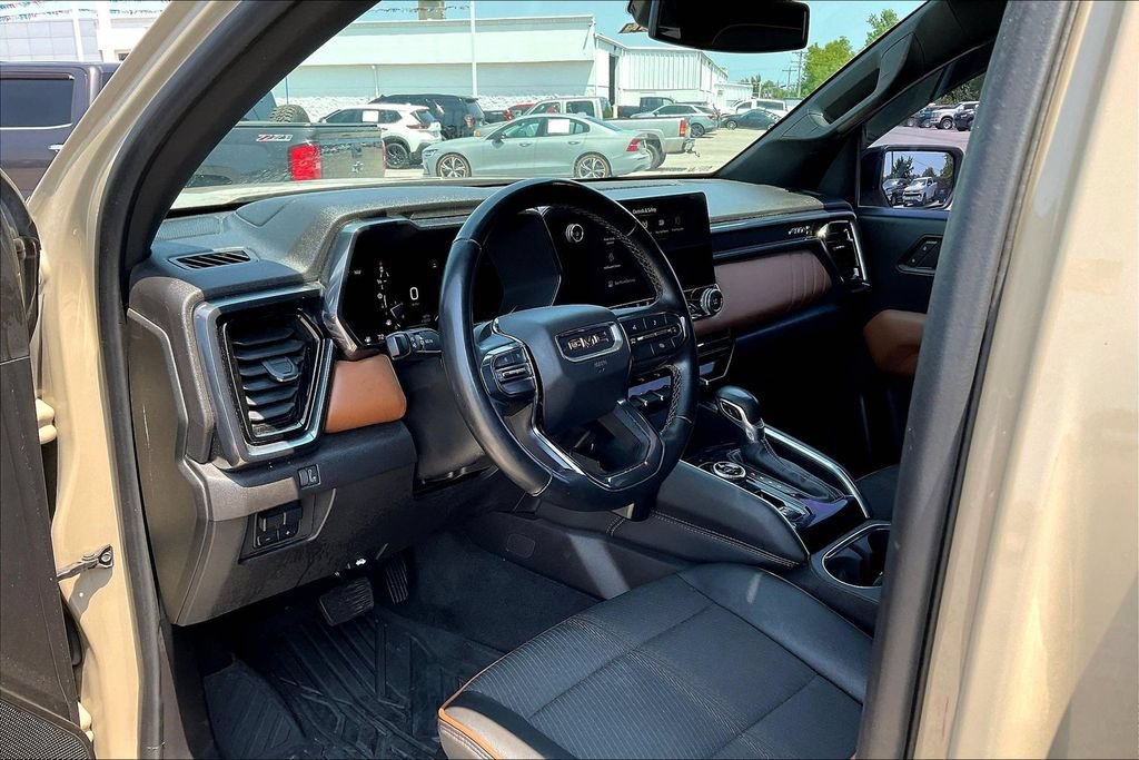 Used 2023 GMC Canyon AT4 w/ LPO, Skid Plate Package AWD/4WD image 23