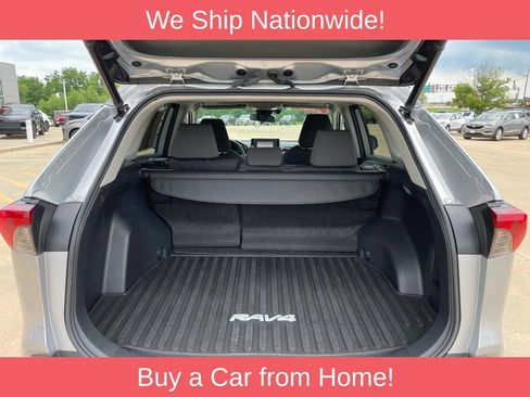 Used 2021 Toyota RAV4 XLE w/ Convenience Package AWD/4WD image 15