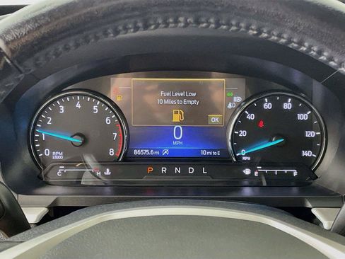 Used 2021 Ford Explorer XLT w/ Equipment Group 202A AWD/4WD image 19
