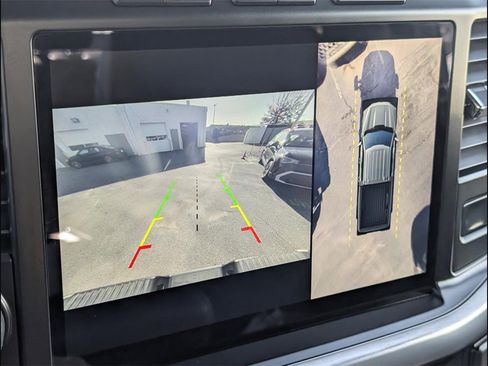 Used 2022 Ford F150 Lariat w/ Max Trailer Tow Package image 18