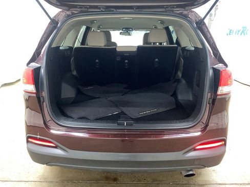 Used 2017 Kia Sorento AWD image 14