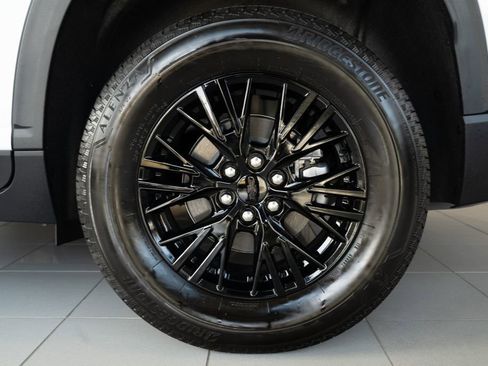 New 2026 Chevrolet Traverse LT w/ Driver Confidence Package image 3