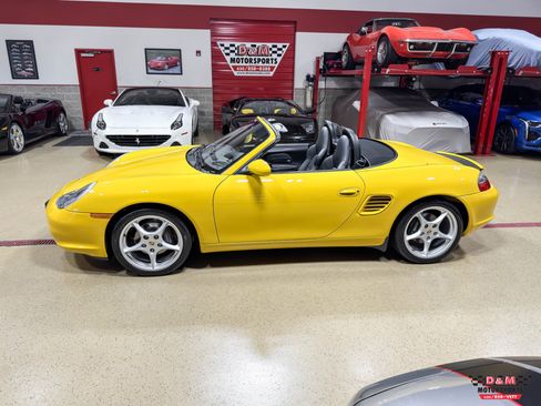 Used 2003 Porsche Boxster RWD image 2