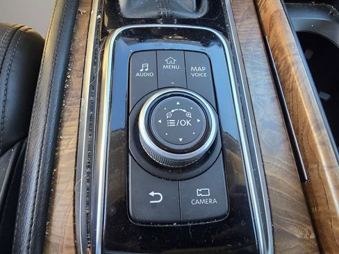 Used 2021 Nissan Armada SL w/ Captain's Chairs Package image 21