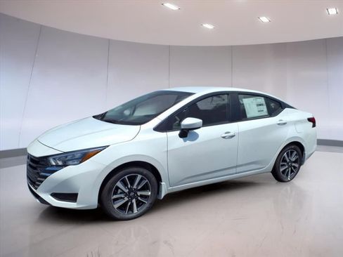 New 2025 Nissan Versa SV w/ Trunk Package image 7