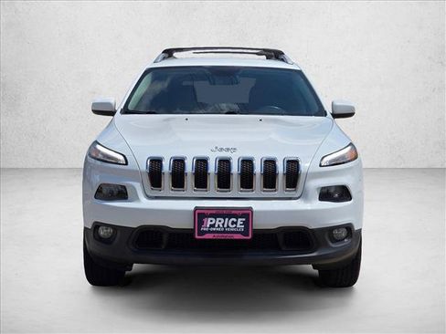 Used 2015 Jeep Cherokee Latitude AWD/4WD image 2