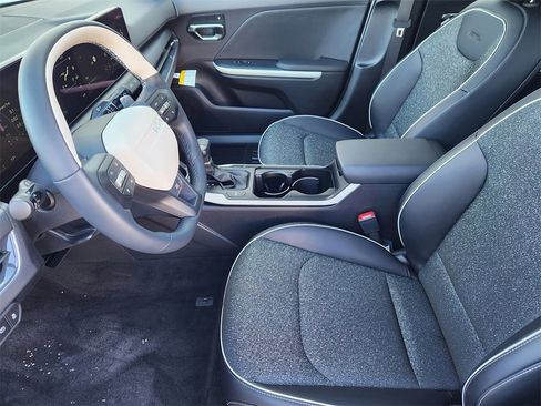 New 2025 Kia K4 GT-Line image 39