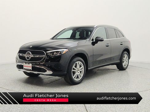 Used 2023 Mercedes-Benz GLC 300 4MATIC image 1
