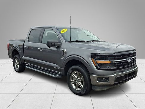 Used 2024 Ford F150 XLT w/ Mobile Office Package image 3