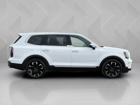 Certified 2023 Kia Telluride SX Prestige AWD/4WD image 4