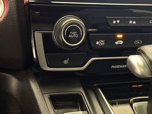 Used 2018 Honda CR-V Touring image 28