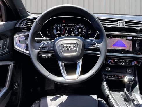 Used 2025 Audi Q3 2.0T Premium w/ Convenience Package AWD/4WD image 8