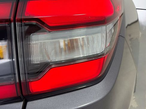 Used 2024 Honda Pilot EX-L image 36