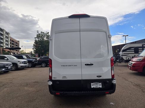 Used 2022 Ford Transit 250 148 High Roof AWD image 9