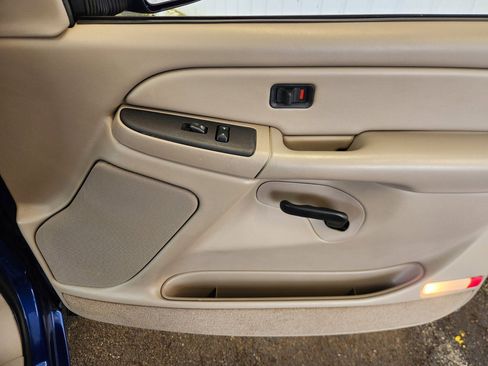 Used 2004 Chevrolet Silverado 1500 w/ Light Duty Power Package image 14