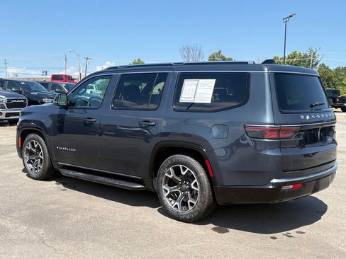 Used 2024 Jeep Wagoneer Series III AWD/4WD image 5