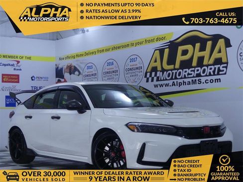 Used 2025 Honda Civic Type R image 1