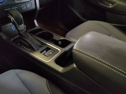 Used 2019 Ford Escape S FWD image 26