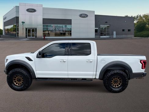 Used 2019 Ford F150 Raptor w/ Equipment Group 802A Luxury AWD/4WD image 7
