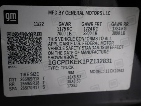 Used 2023 Chevrolet Silverado 1500 LT AWD/4WD image 33