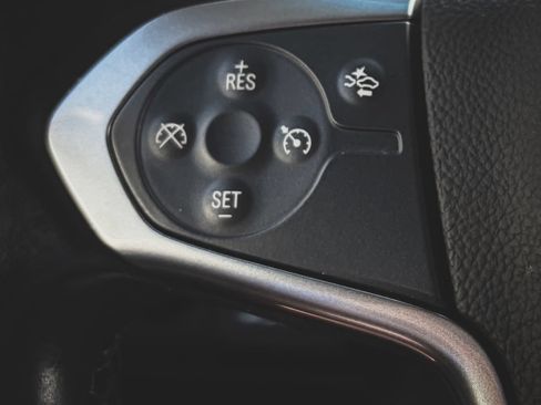 Used 2015 Chevrolet Suburban LT AWD/4WD image 10
