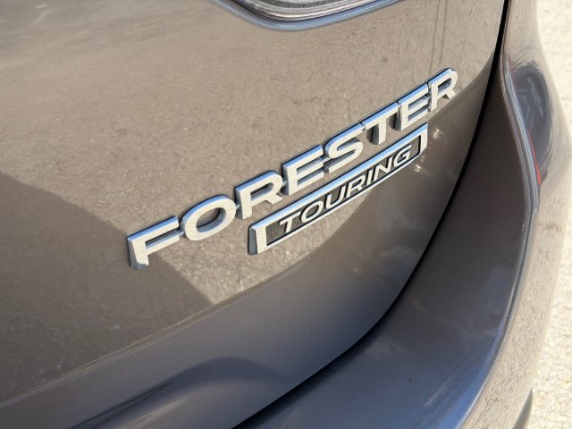 Used 2024 Subaru Forester Touring AWD/4WD image 14
