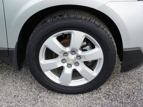 Used 2017 Chevrolet Traverse LT w/ Style and Technology Package AWD/4WD image 6