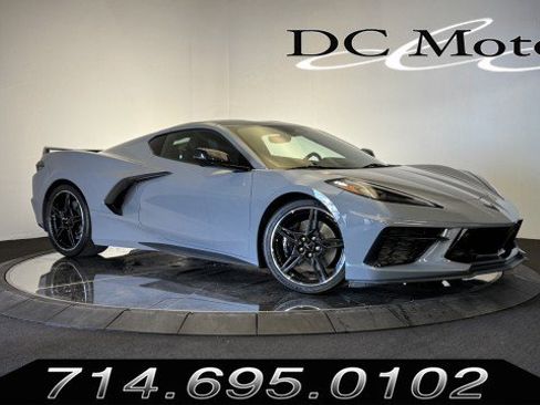 Used 2024 Chevrolet Corvette Stingray Premium Cpe w/ Z51 Performance Package RWD image 1