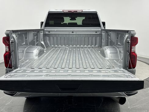 Used 2025 Chevrolet Silverado 2500 LT w/ Safety Package AWD/4WD image 37