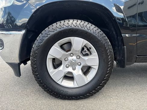 Used 2023 RAM 1500 Big Horn AWD/4WD image 10