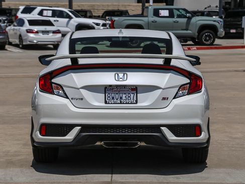 Used 2018 Honda Civic Si image 5