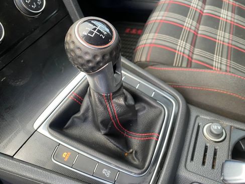 Used 2017 Volkswagen GTI S FWD image 35