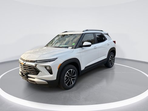 New 2026 Chevrolet TrailBlazer LT w/ Driver Confidence Package image 5