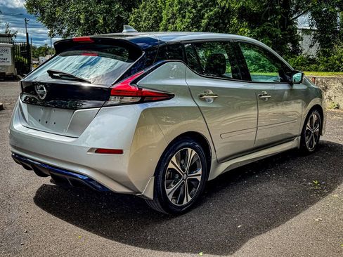 Used 2018 Nissan Leaf SL w/ SL Technology Package image 6