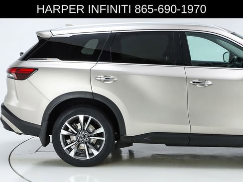 Used 2023 INFINITI QX60 Luxe w/ Cargo Package AWD/4WD image 12
