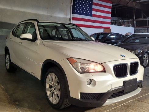 Used 2014 BMW X1 xDrive28i image 4